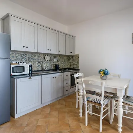 Apartman La Ginestra - Affitti Brevi Italia *
